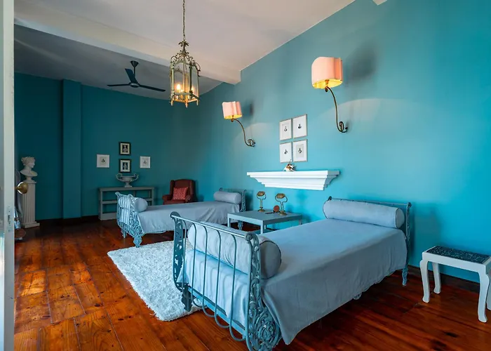 Blue Rhapsody 4* Glacis